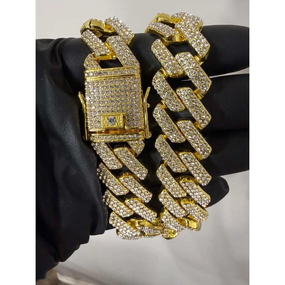 .iced-out. product stylish